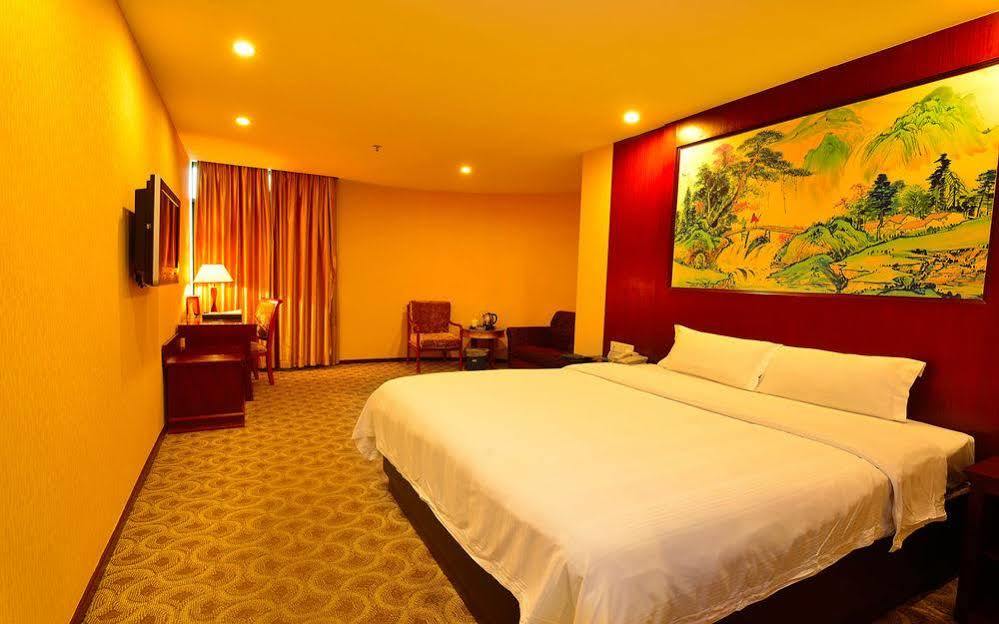 Shanshui Fashion Hotel Paifang Park Zhaoqing Exterior photo